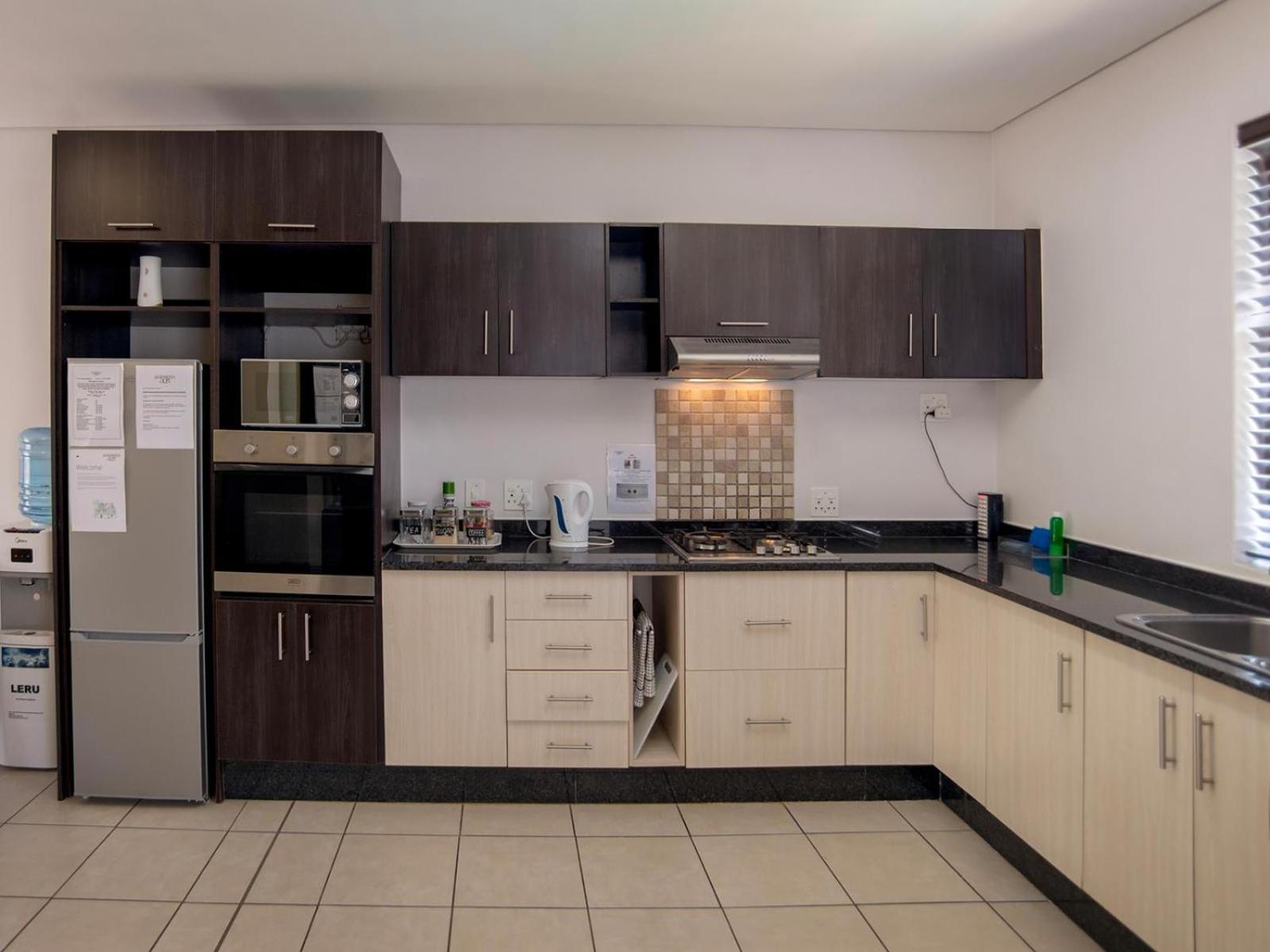Apartments @ 125 Габороне Номер фото